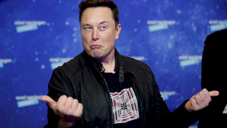 Elon Mask dünyanın ilk triyoneri ola bilər