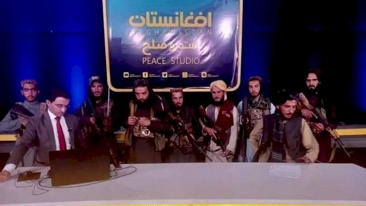 "Taliban" qadınların çəkildiyi teleşouları qadağan etdi