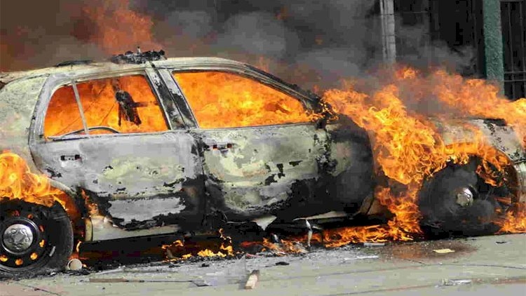 Zaqatalada “Mercedes” yandı