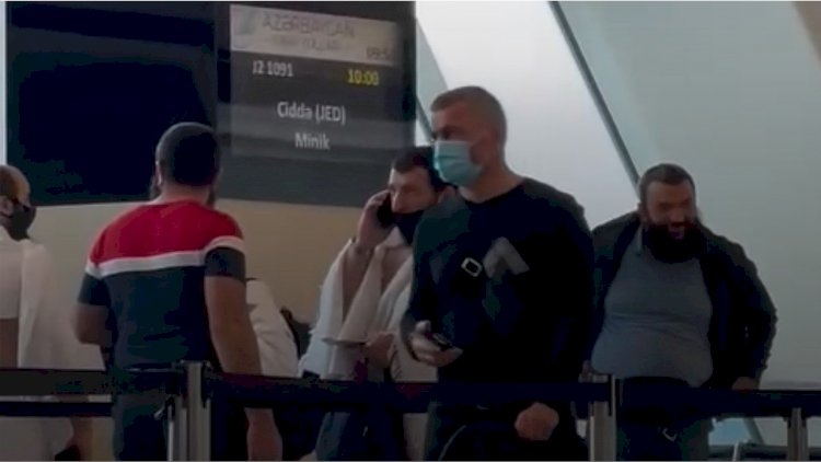 “Qarabağ”ın komandası Ümrə ziyarətinə getdi - Video 