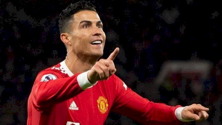 37 yaşlı Ronaldo: "Daha 4-5 il oynamaq istəyirəm"
