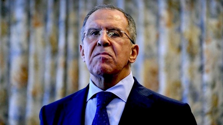 Lavrov: "Qərb Ukraynanı Rusiyaya qarşı təxribata sürükləyir"
