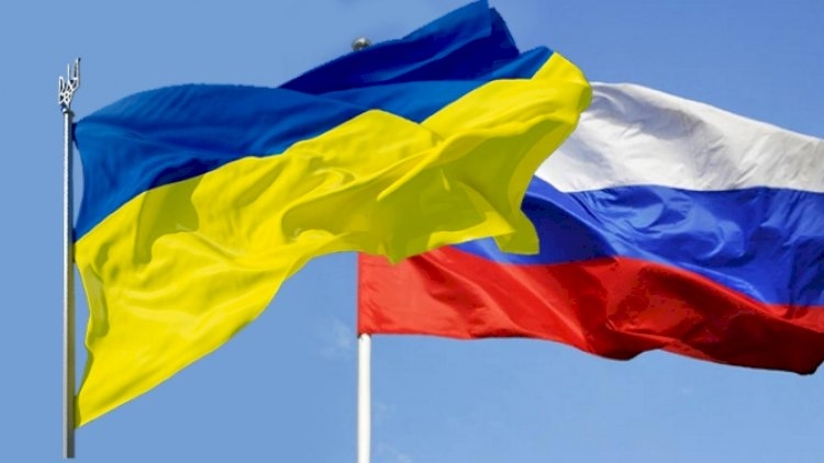 Rusiya diplomatları Ukraynanı tərk edir