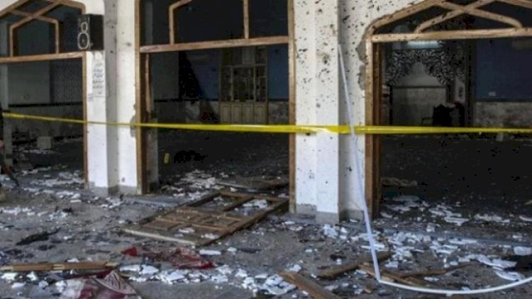Məsciddə partlayış:  30 nəfər öldü