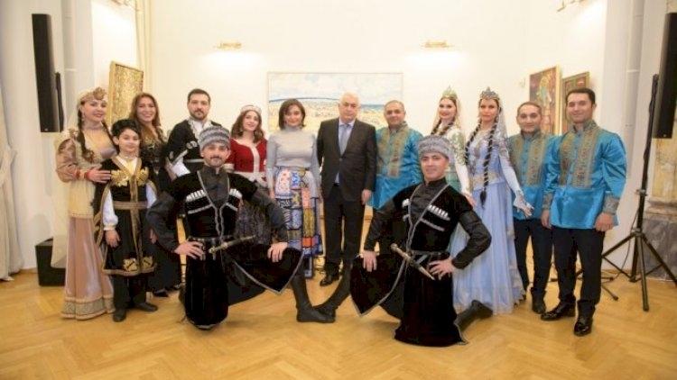Vyanada Novruz bayramı münasibətilə konsert təşkil edildi - Fotolar
