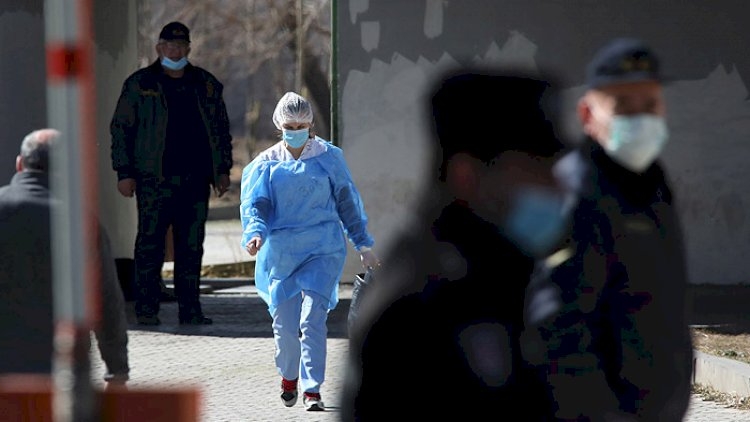 Rusiya: 1 gündə koronavirusdan 576 nəfər öldü